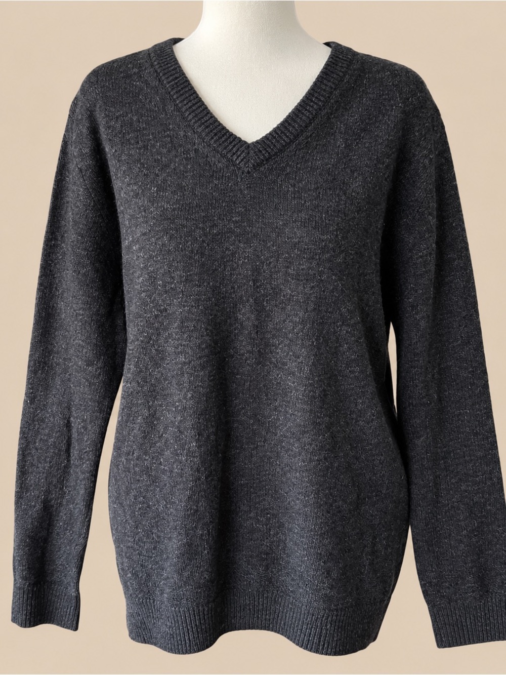 Minimalist Preppy Academia 100% Wool V Neck Sweater Leather Elbow Patch M